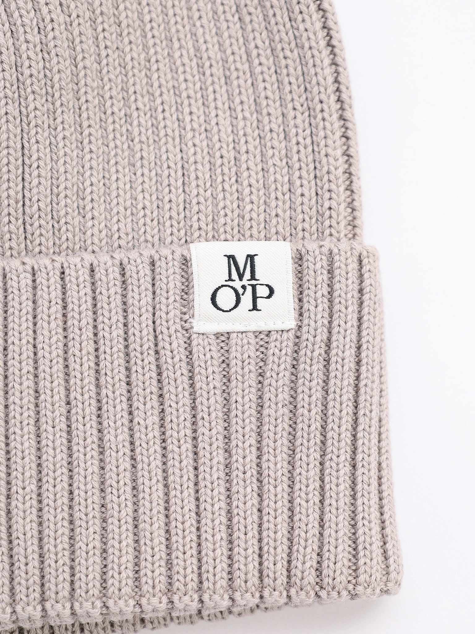 Шапка-бини бежевого цвета с отворотом из хлопка